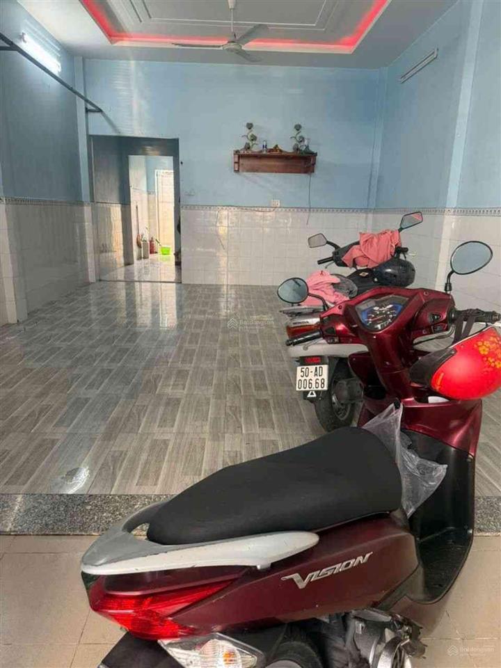 Nhà bán  đường phạm văn bạch  phường 15  quận tân bình  tốt