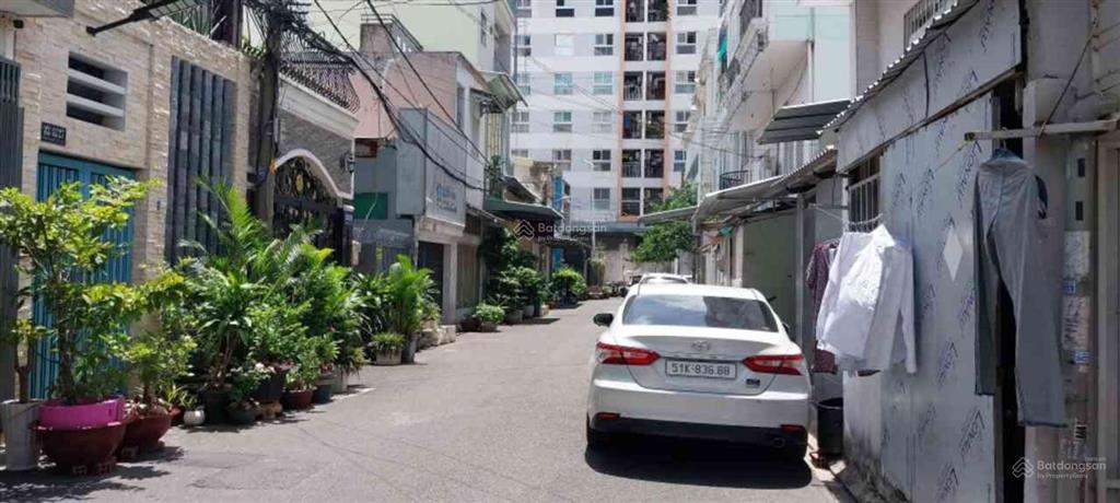 Nhà bán  đường phạm văn bạch  phường 15  quận tân bình  tốt