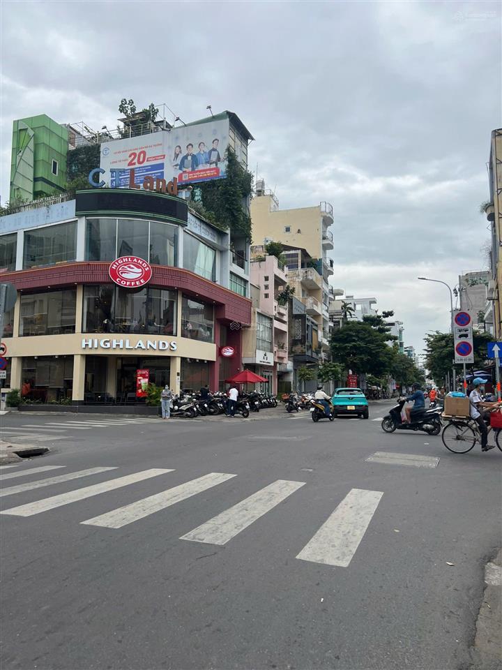 Phú nhuận  mặt tiền kd 3 tầng  liền kề nguyễn trọng tuyển, trần huy liệu  35m2 8.5 tỷ