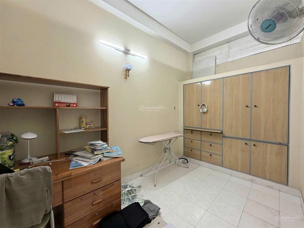 Phú nhuận, vị trí kd giáp phan xích long, 3 tầng, 63m2, mặt tiền hẻm xe hơi thông, 11.x tỷ