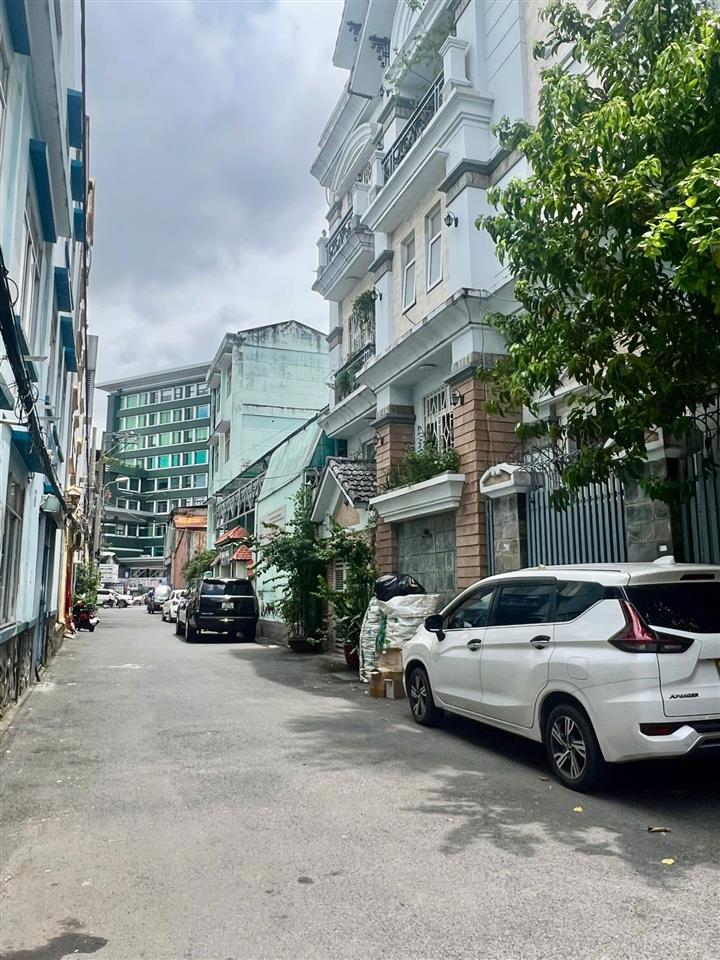 Phú nhuận, hoàng văn thụ, mới đón tết, 5 tầng, full nội thất, sổ nở hậu, 190m2 dtsd, 8.6 tỷ