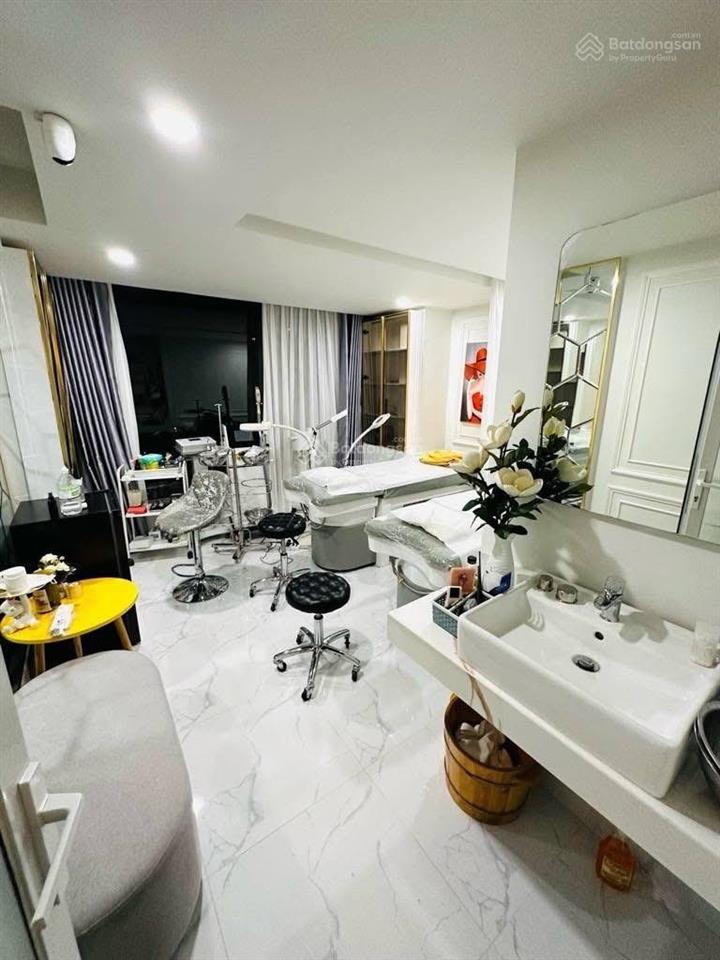 Phú nhuận, hoàng văn thụ, mới đón tết, 5 tầng, full nội thất, sổ nở hậu, 190m2 dtsd, 8.6 tỷ