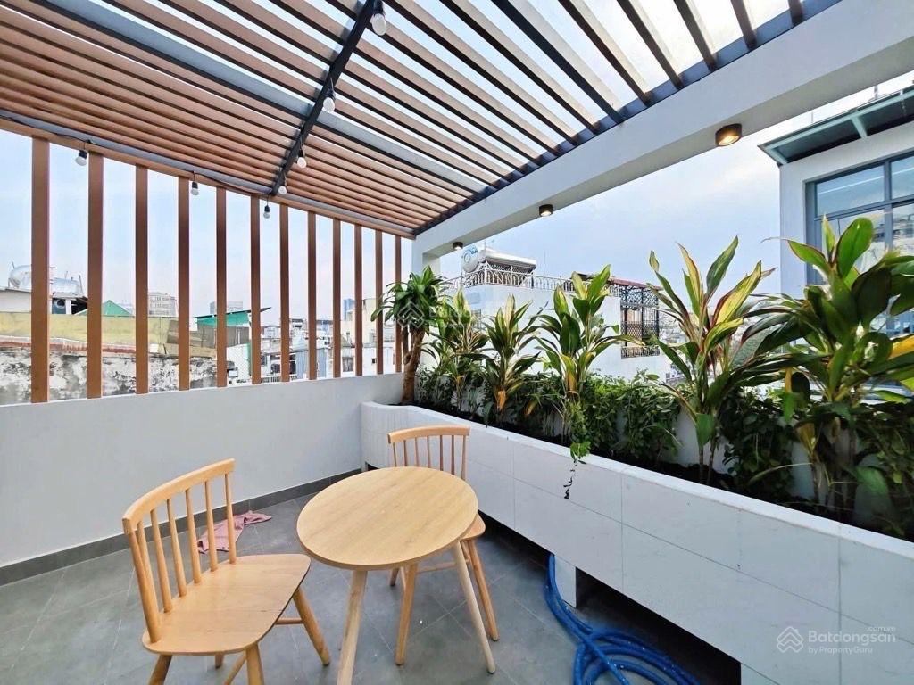 Phú nhuận, hoàng văn thụ, mới đón tết, 5 tầng, full nội thất, sổ nở hậu, 190m2 dtsd, 8.6 tỷ