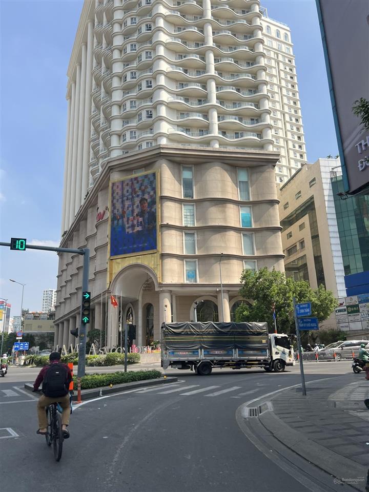 Chdv 9 phòng  5 tầng 45m2 dòng tiền 45tr/tháng  nam kỳ khởi nghĩalý chính thắng q3  8.x tỉ