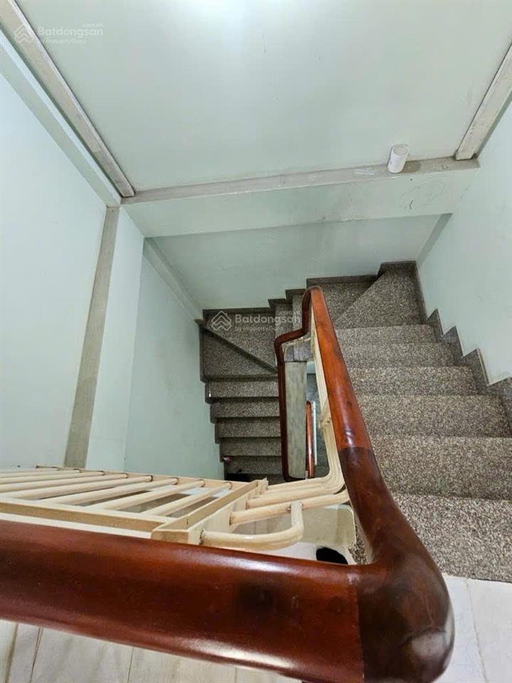 Chỉ 5.95 tỷ, 4 tầng btct, 3pn, 38m2, gần hẻm xe hơi lạc long quânlý thường kiệt, vào ở ngay