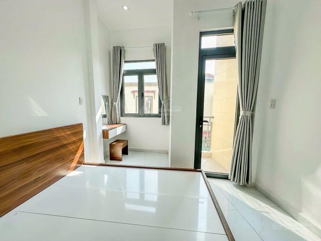 Chỉ 5.48 tỷ, mặt tiền hẻm, gần metro cách mạng tháng 8, trường chinh, 3 tầng, 38m2, mới ở ngay