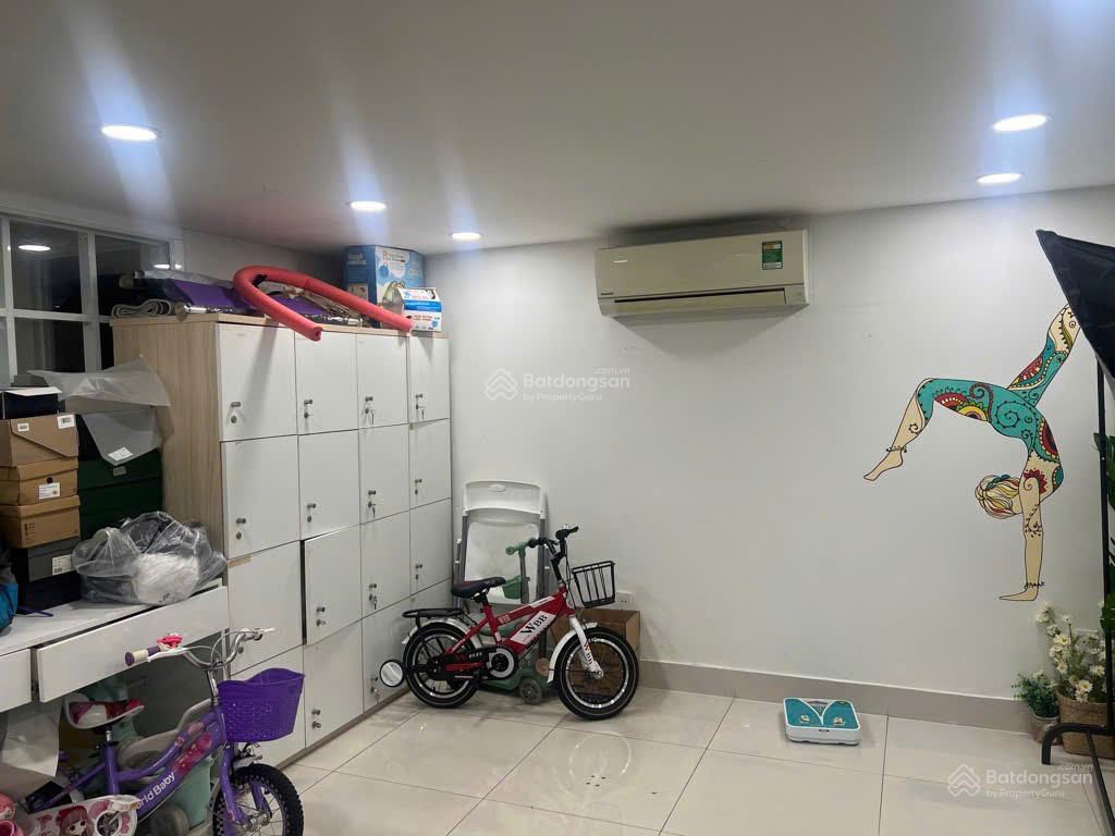 Cách mạng tháng 8 gần hà đô centrosa,hẻm 10m,4 tầng, ngang 4.5m, 64m2, ở&cho thuê 200tr/năm,10.x tỷ