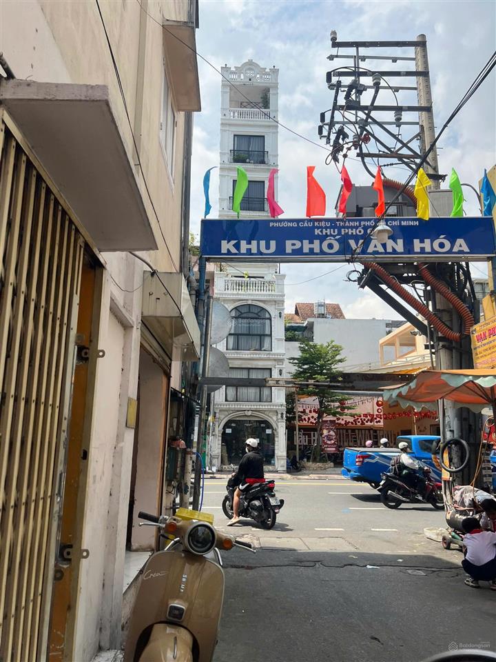 3 tầng, 56m2, ngang 4.2m, hẻm xe hơi thông, vị trí kd phan đình phùng, giáp quận 1, 9 tỷ hơn