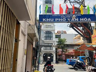 3 tầng, 56m2, ngang 4.2m, hẻm xe hơi thông, vị trí kd phan đình phùng, giáp quận 1, 9 tỷ hơn