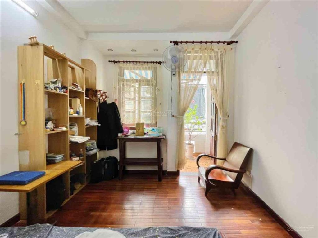 3 tầng, 46m2, hẻm xe hơi gần phan đình phùng, lô góc thoáng, hẻm dân trí, chỉ 7.75 tỷ