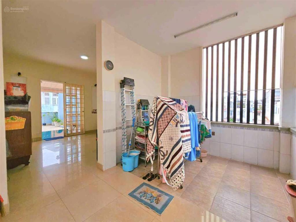 Gần cv lê thị riêng metro cách mạng tháng 8 4 tầng 65m2 hẻm xe hơi nở hậu nhỉnh 10 tỷ
