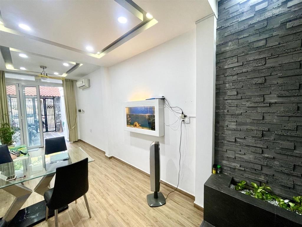 4 tầng, 61m2, 3pn, hẻm 10m xe hơi thông lê văn sỹ liền kề trần quang diệu, chỉ 9.65 tỷ