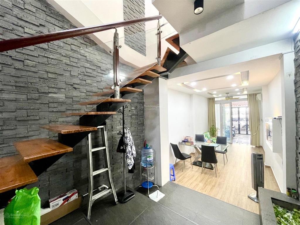 4 tầng, 61m2, 3pn, hẻm 10m xe hơi thông lê văn sỹ liền kề trần quang diệu, chỉ 9.65 tỷ