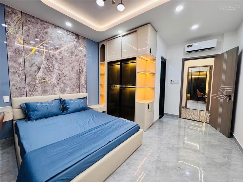 Giáp phan đăng lưu, 5 tầng thang máy mới đẹp, 52m2, hẻm xe hơi, ngang 3.9m nở hậu, 4pn, 10.92 tỷ