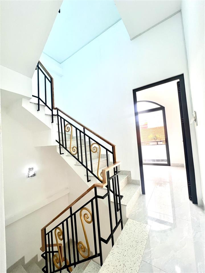 4 tầng hẻm xe hơi lê văn sỹ, không chỉ mua chỗ an cư, mà giữ một vị trí rất đáng tiền, 10.35 tỷ