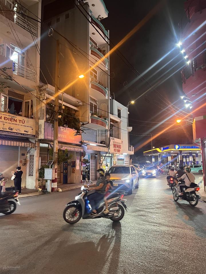 4 tầng, 4pn, 35m2, hẻm xe hơi 10m, lạc long quân gần metro ngã tư bảy hiền, chỉ 7.6 tỷ