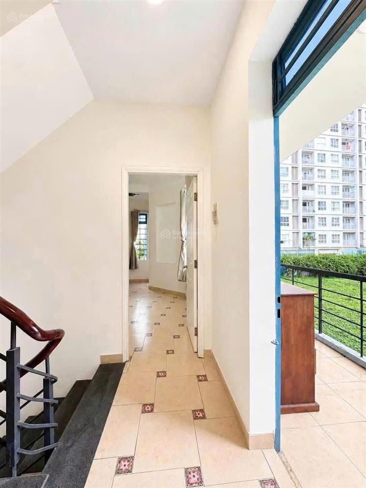 Nhanh mới kịp, 3tầng, 99m2, ngang 6.5m, gần hẻm xe hơi khu vip bàu cát, trương công định, chỉ 8.8tỷ