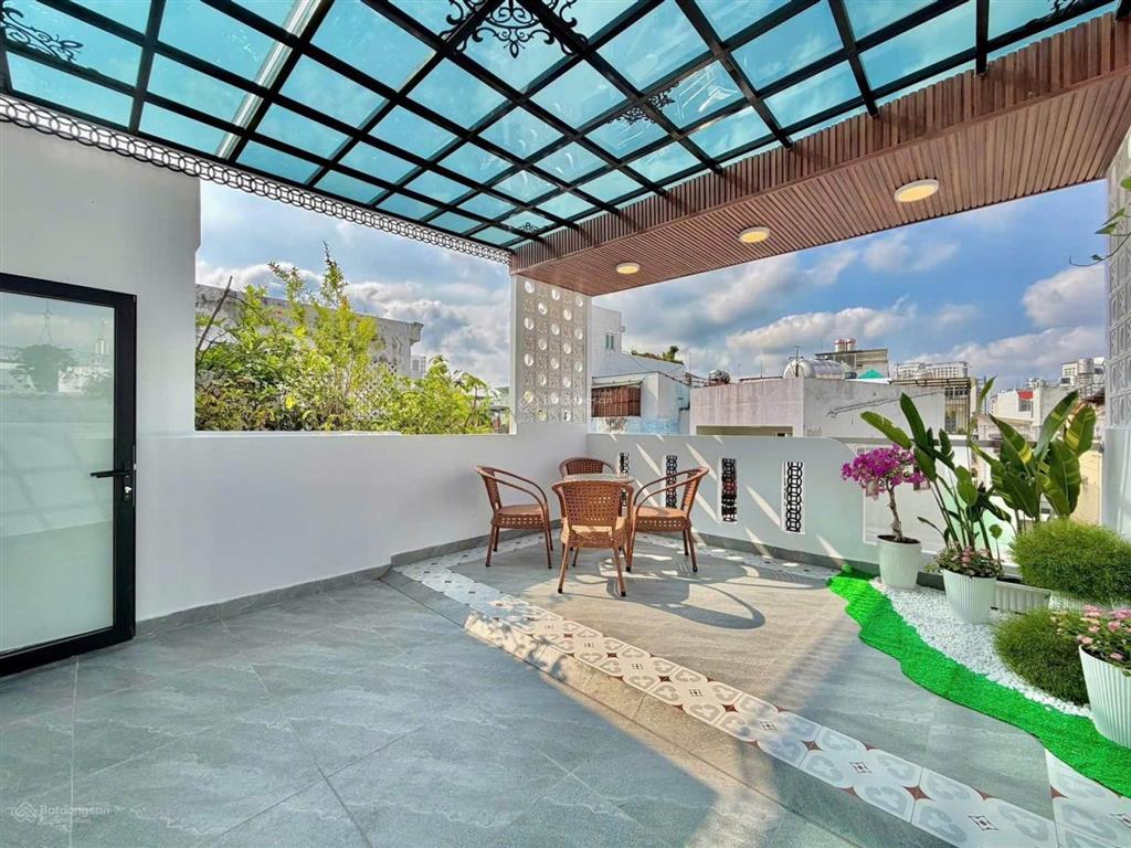 4 tầng, 5pn, 52m2, nở hậu 6.5m, gần hẻm xe hơi phan đình phùng, full nội thất, vào ở ngay, 9.85 tỷ