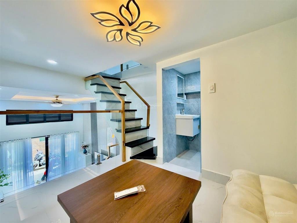 Mới vào ở ngay, full nội thất, 2 tầng, 3pn, 34m2, nguyễn trọng tuyểnnguyễn văn trỗi, chỉ 6.85 tỷ