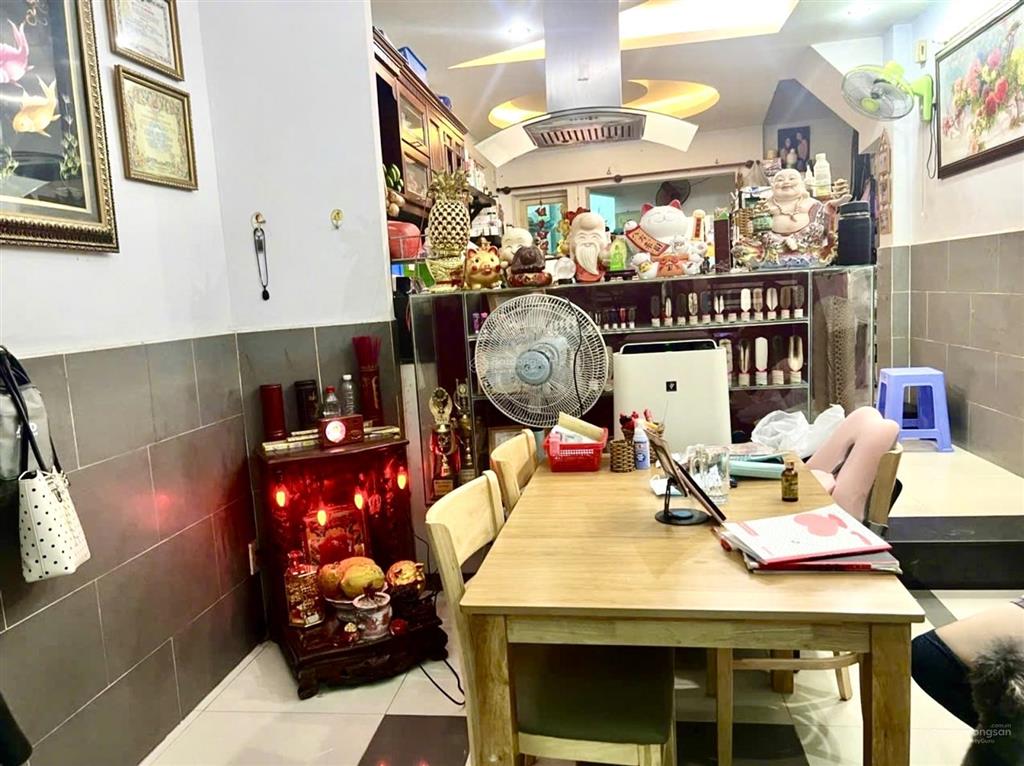 4 tầng, 45m2, gần mặt tiền huỳnh văn bánh – trần huy liệu, hẻm xe hơi gần nhà, 7.95 tỷ