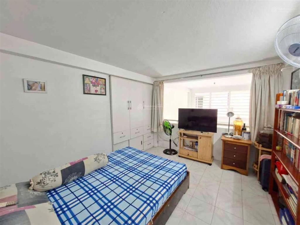 Chính chủ 1 đời, 3 tầng, 56m2, 5pn, nở hậu 5.2m, gần mt huỳnh văn bánh, phú nhuận, chỉ 7.75 tỷ