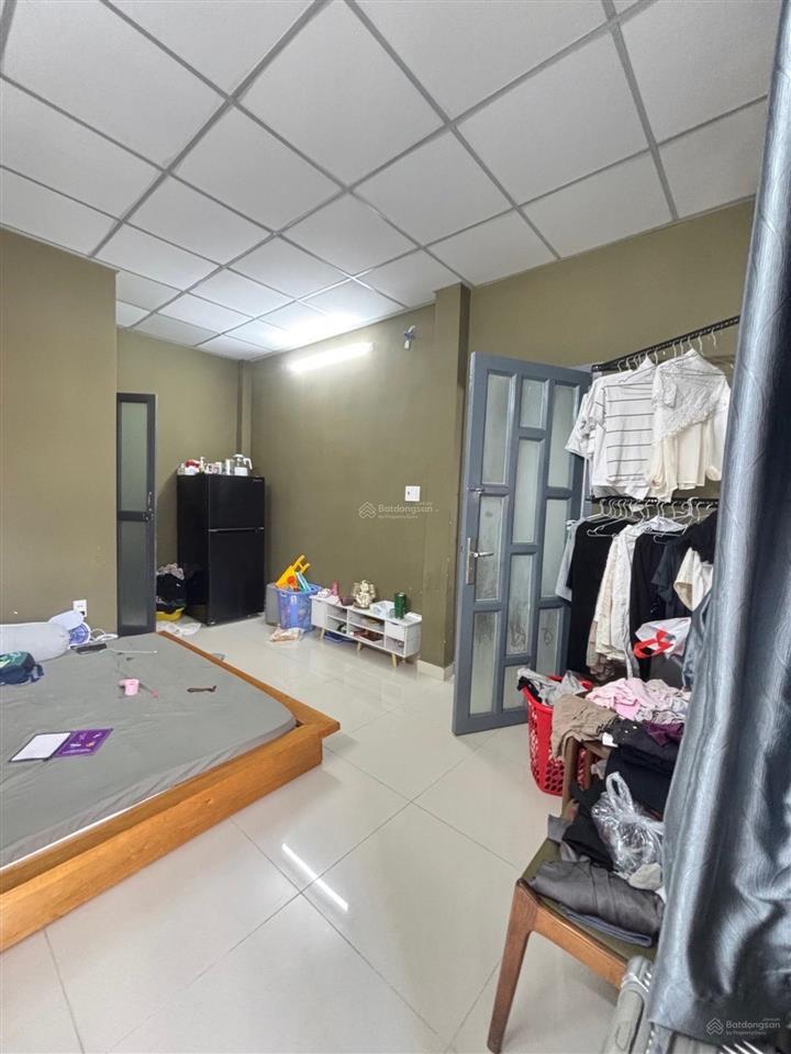 Giảm sâu 4 tỷ, 4 tầng ngang 5.3m, 45m2, mặt tiền kinh doanh huỳnh văn bánh, phú nhuận, chỉ 9.25 tỷ