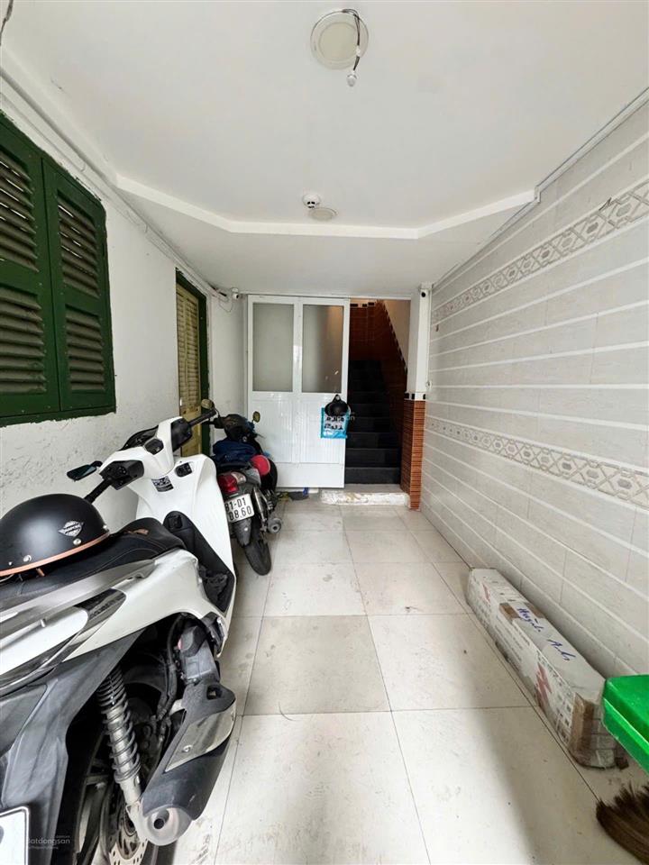 Giảm chào, 5 tầng, ngang 5m, 45m2, hẻm xe hơi vf lê văn sỹ, phú nhuận, dòng tiền 22tr/th, 8.85 tỷ