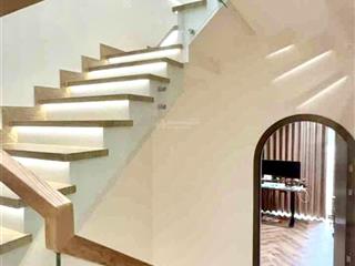 4 tầng, 5pn, 50m2, nhà đẹp hẻm 4m, giáp phan xích long phú nhuận, vào ở ngay, 8.75 tỷ
