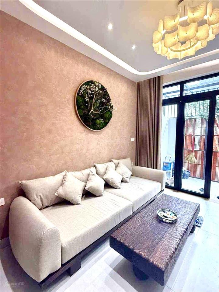 4 tầng, 5pn, 50m2, nhà đẹp hẻm 4m, giáp phan xích long phú nhuận, vào ở ngay, 8.75 tỷ