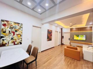 Bán căn hộ chung cư b14 kim liên , tầng trung đẹp , nhà mới đẹp ở ngay , hướng tây tứ trạch