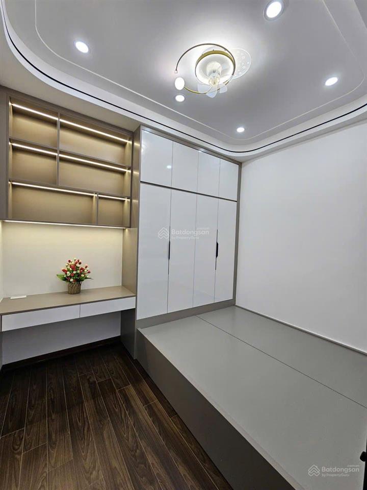 Bán căn hộ chung cư trung yên plaza, căn góc 2 thoáng, nhà đẹp long lanh, tầng trung cực đẹp