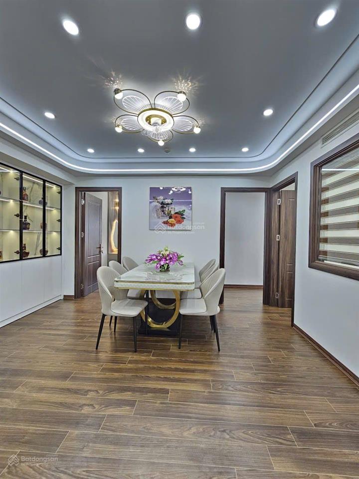 Bán căn hộ chung cư trung yên plaza, căn góc 2 thoáng, nhà đẹp long lanh, tầng trung cực đẹp