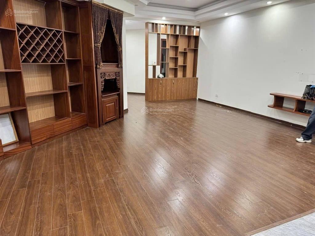 Bán căn hộ chung cư 57 vũ trọng phụng , căn góc 2 ngủ , nhà mới ở ngay , nội thất co bản