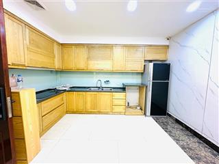 Bán can hộ chung cư ngõ 84 chùa láng , nhà mới đẹp ở ngay , ban công rộng , hướng mát