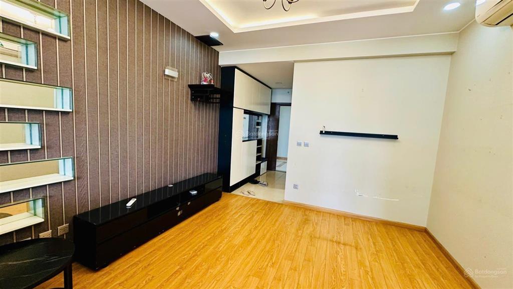 Bán căn hộ chung cư tràng an complex, căn góc 2 thoáng, nhà đẹp ở ngay, tầng trung, hiếm nhà bán