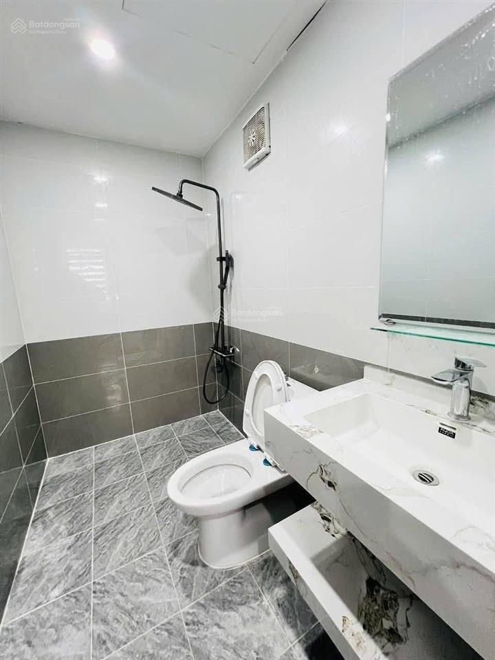 Bán căn hộ chung cư tràng an complex, tầng trung đẹp, ban công hướng mát, nhà mới, hiếm nhà bán