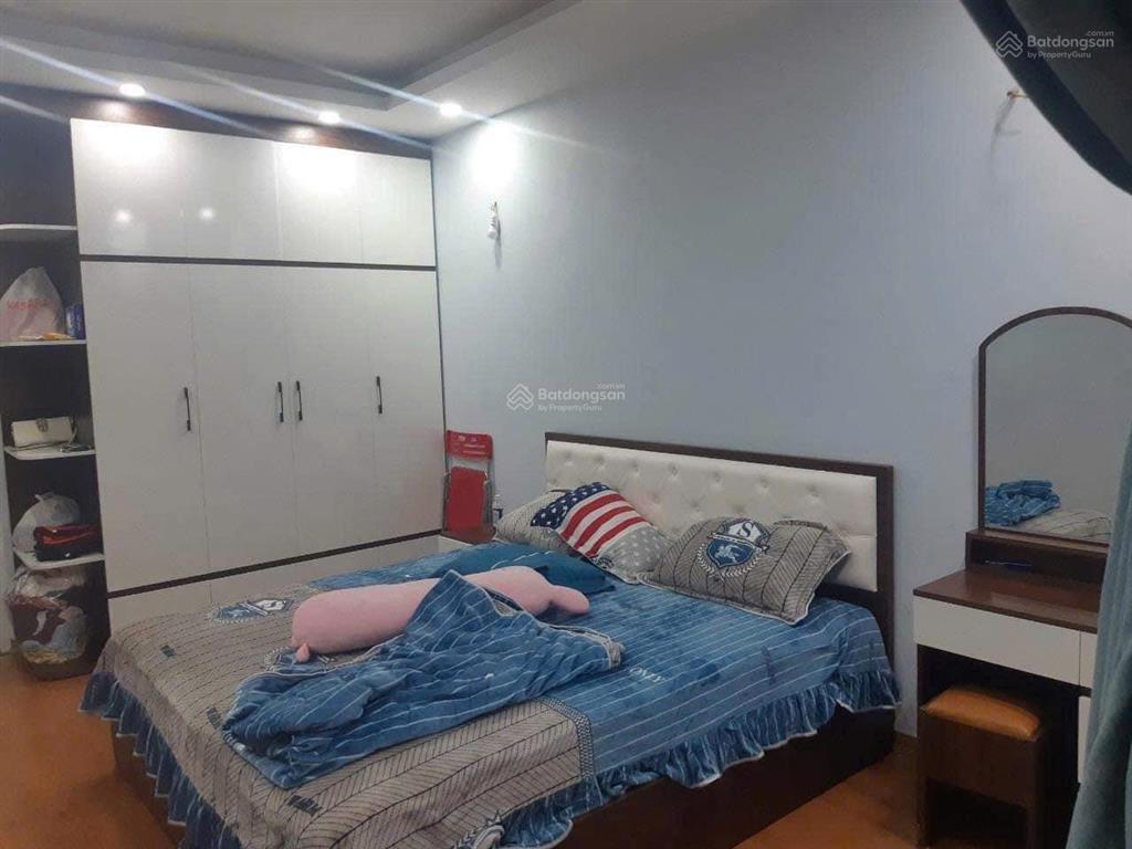 Bán căn hộ chung cư k35 tân mai, căn góc 2 thoáng, nhà đẹp ở ngay, tầng trung đẹp, chưa đến 8 tỷ