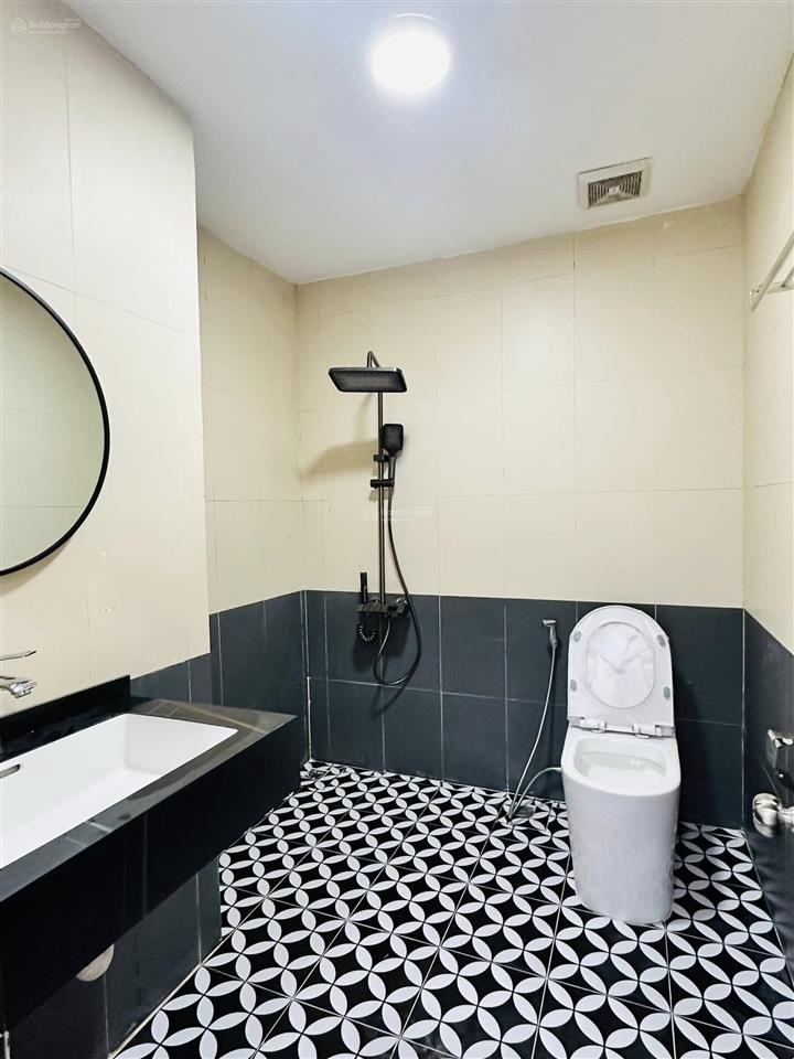 Bán căn hộ chung cư k35 tân mai , tầng trung cực đẹp , ban công view thoáng , nhà mới ở ngay
