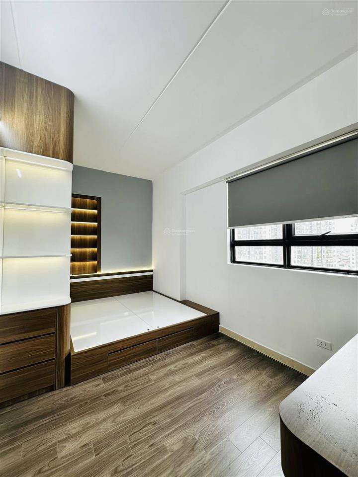 Bán căn hộ chung cư k35 tân mai , tầng trung cực đẹp , ban công view thoáng , nhà mới ở ngay