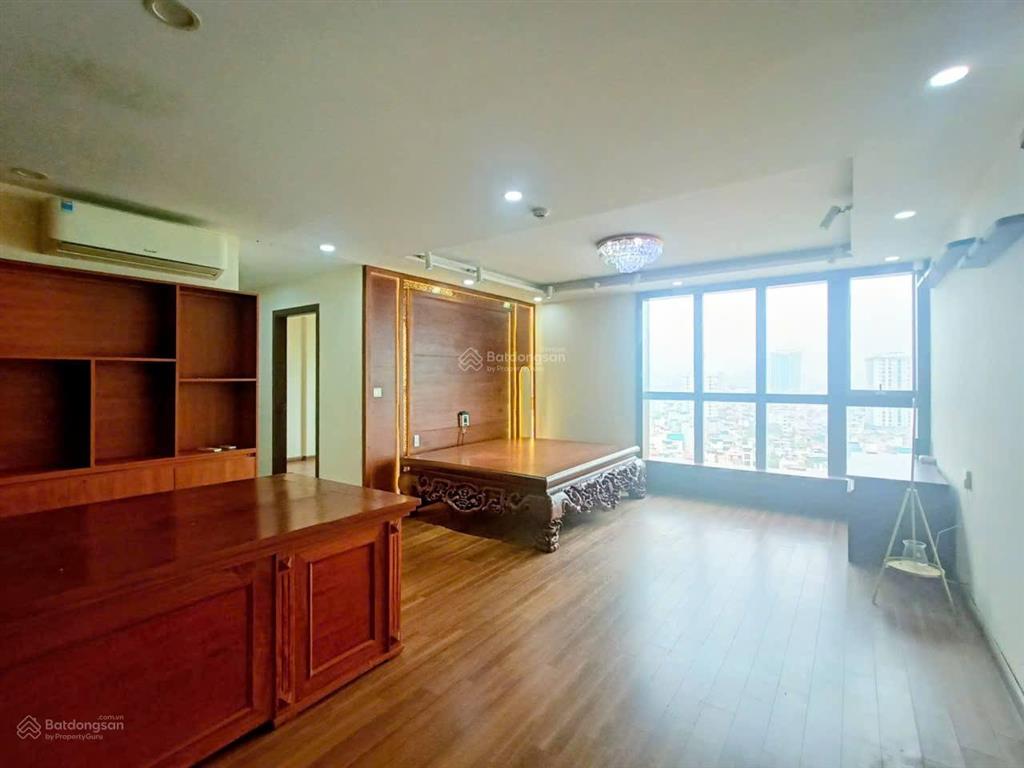 Bán căn hộ chung cư hòa phát 70 nguyễn đức cảnh , căn góc 2 thoáng , tầng trung đẹp , hiếm nhà bán