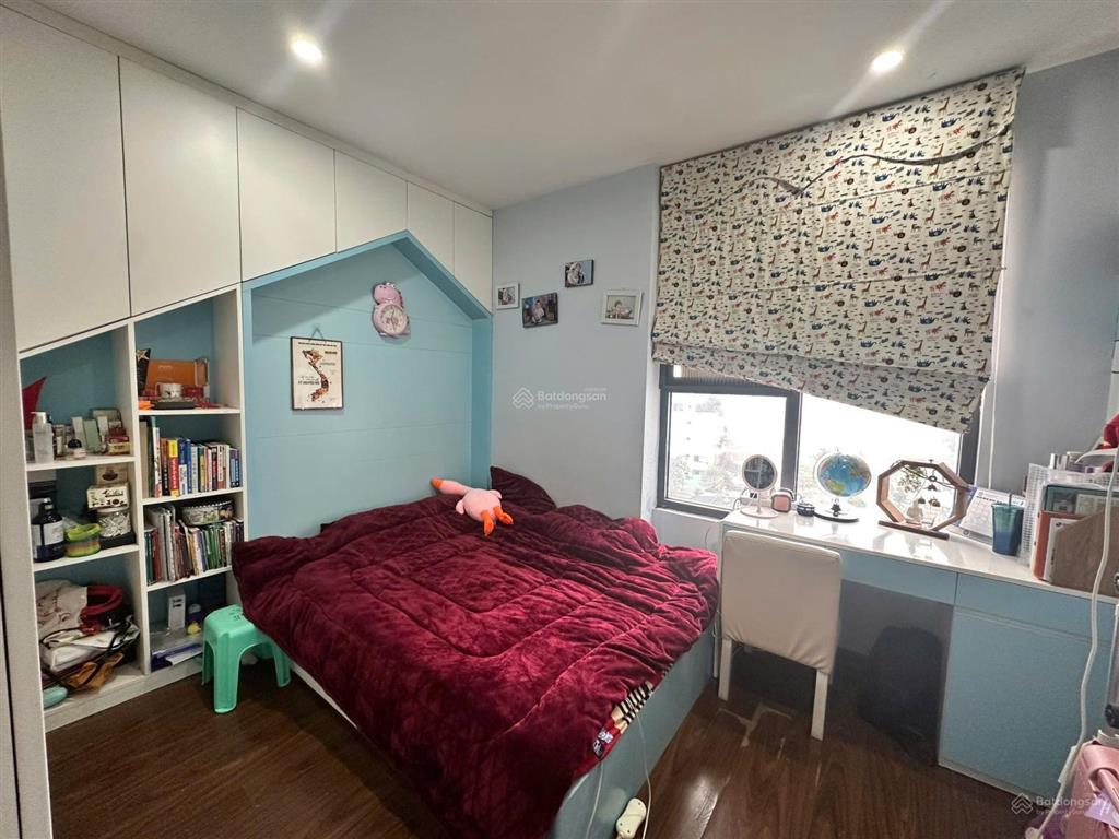 Bán căn hộ chung cư handiresco 31 lê văn lương , ban công view thoáng , nhà còn mới , ở ngay