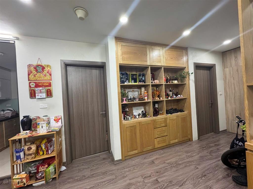 Bán căn hộ chung cư helios tower 75 tam trinh , căn góc 2 thoáng , nhà đẹp ở ngay , tầng trung đẹp