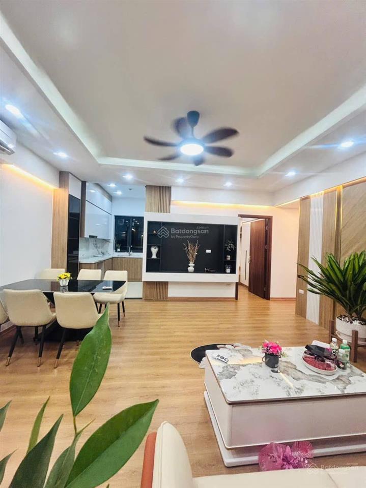 Bán căn hộ chung cư 310 minh khai , căn góc 2 ban công , nhà đẹp long lanh , ban công hướng mát