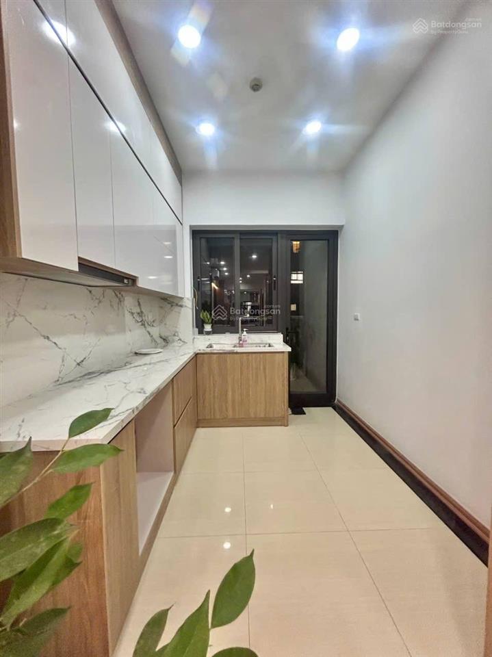 Bán căn hộ chung cư 310 minh khai , căn góc 2 ban công , nhà đẹp long lanh , ban công hướng mát