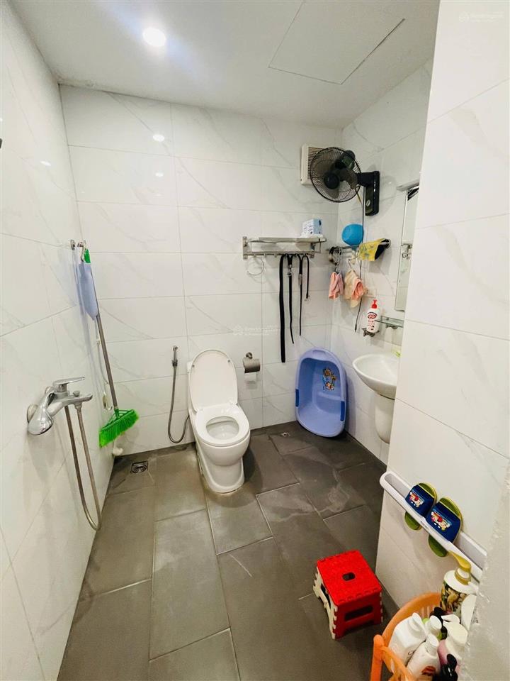 Bán căn hộ chung cư 198 nguyễn tuân , căn góc thoáng sáng , nhà đẹp ở ngay , chỉ hơn 7 tỷ