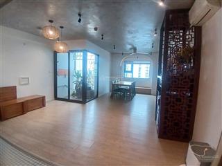 Bán căn hộ chung cư amber riverside , nhà đẹp ở ngay , ban công view thoáng , chủ thiện chí bán