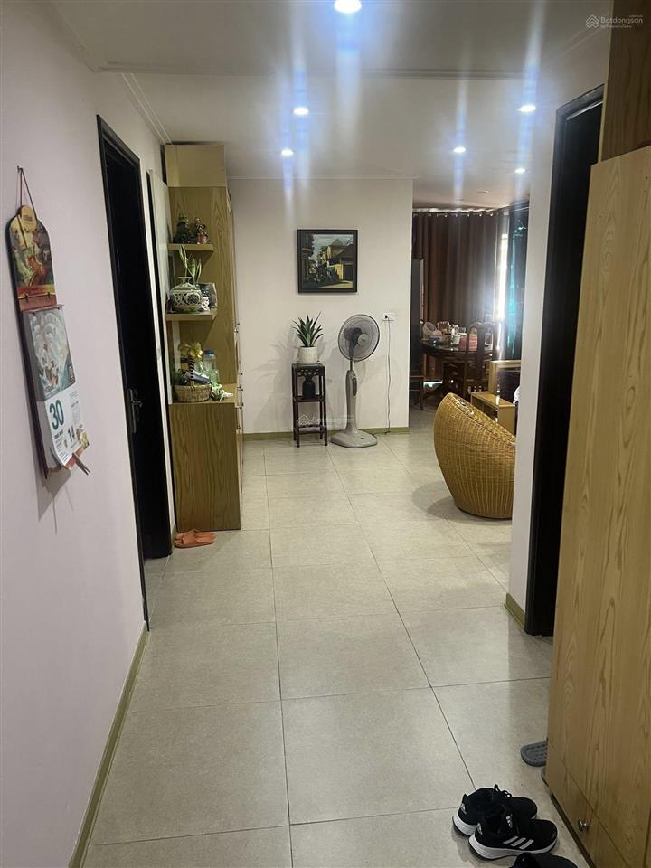Bán căn hộ chung cư golden land 275 nguyễn trãi, nhà mới ở ngay, hướng tây tứ trạch, giá đầu tư