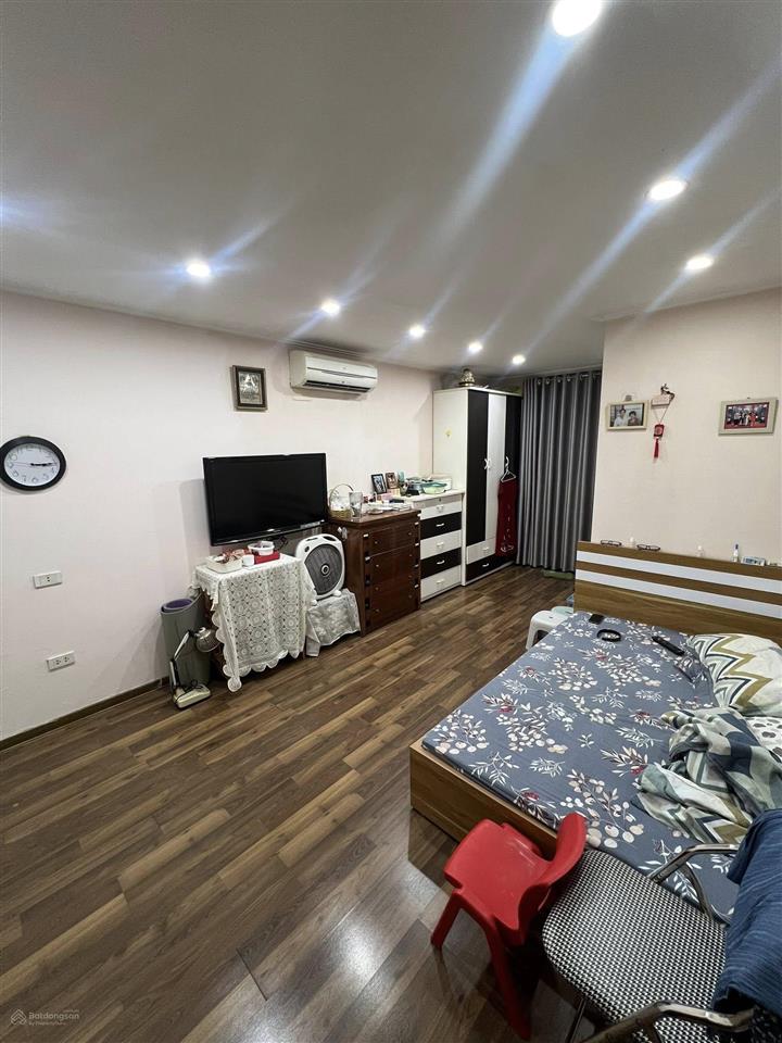 Bán căn hộ chung cư golden land 275 nguyễn trãi, nhà mới ở ngay, hướng tây tứ trạch, giá đầu tư