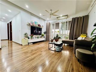 Bán căn hộ chung cư hòa phát, căn góc 2 thoáng, nhà đẹp ở ngay, tầng trung đẹp, hướng tây tứ trạch