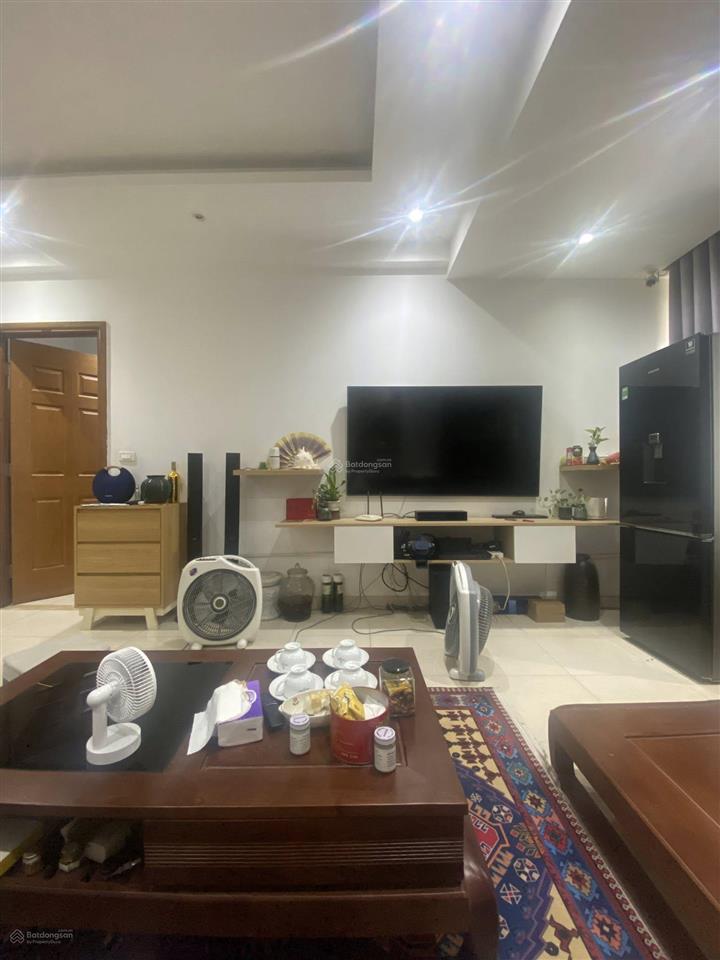 Bán căn hộ chung cư 282 nguyễn huy tưởng, nhà mới đẹp ở ngay, tầng trung, hướng tây tứ trạch